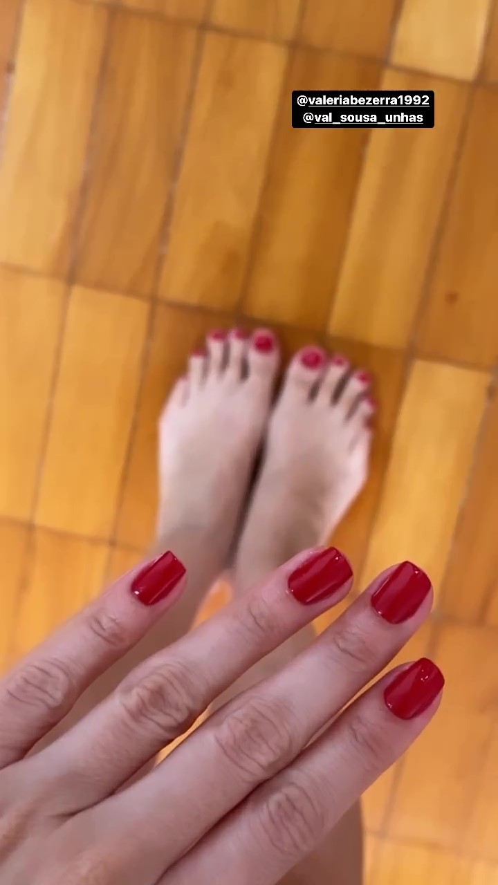 Monique Houat Feet